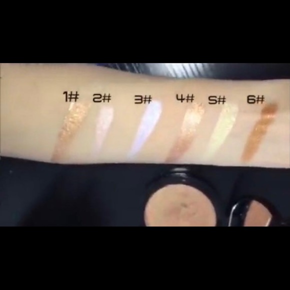 Face Body Highlighter (#1) - Picture 3 of 4